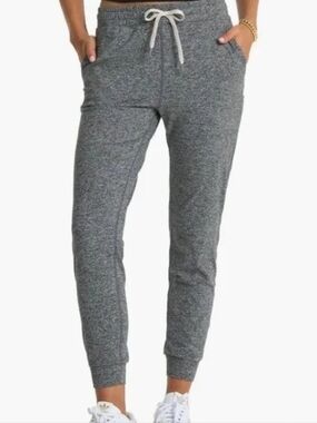 Vuori Performance Joggers Size Medium